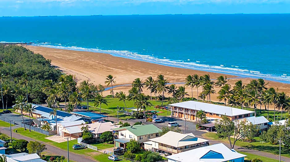 Sarina Beach Motel