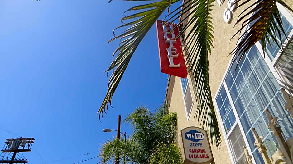 Trylon Hotel - Hollywood