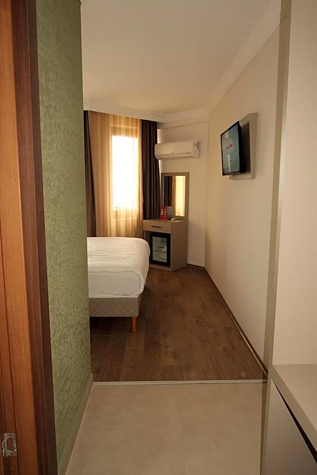 Zel Hotel