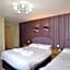 Riviera Hotel