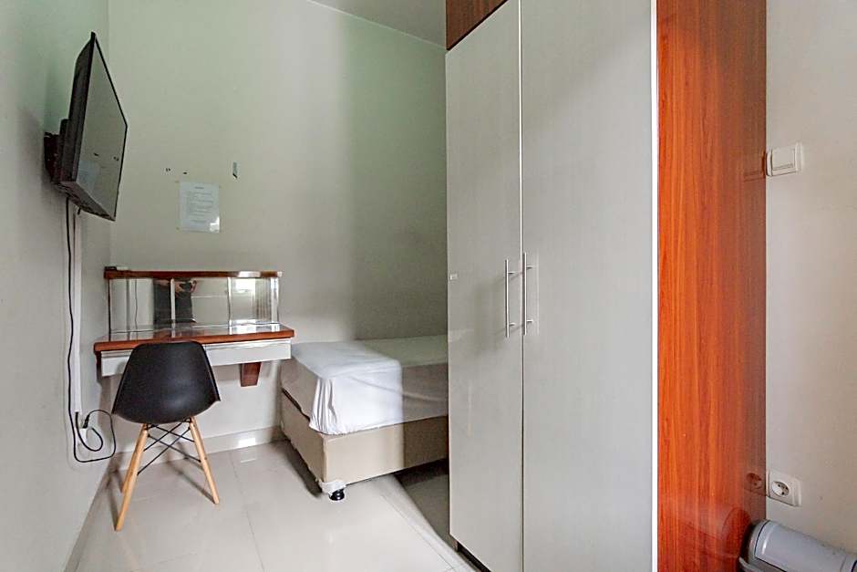 Koolkost near Stikes Cirebon