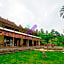 Arys Lagoon Bungalow & Hotel