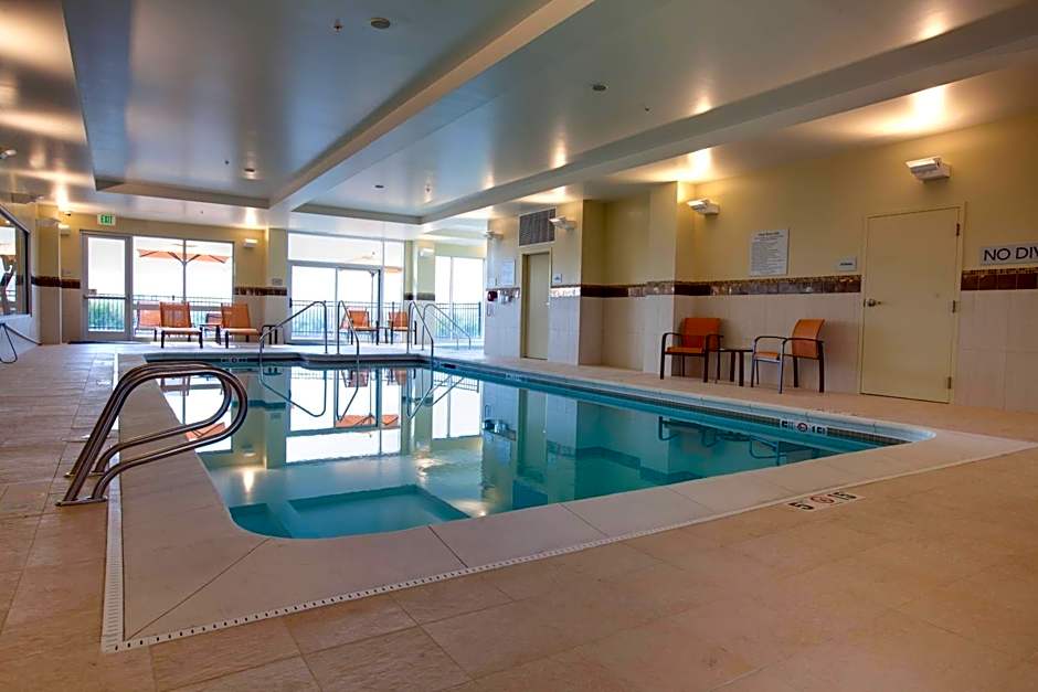 Courtyard by Marriott Kansas City At Briarcliff