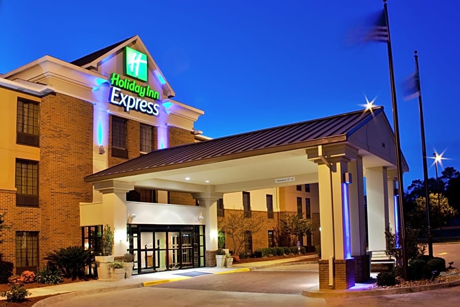 Holiday Inn Express & Suites Sulphur - Lake Charles, an IHG Hotel