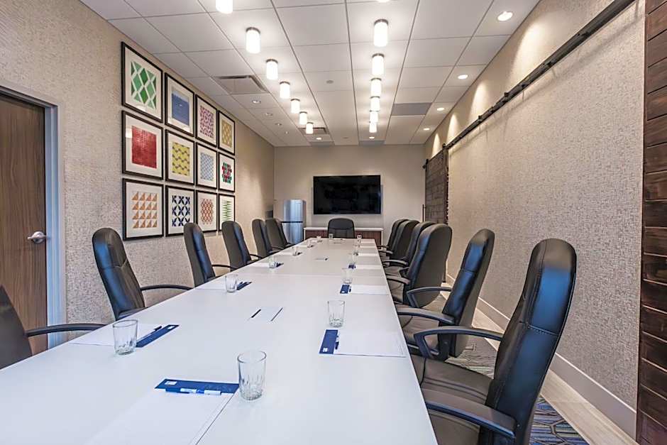 Holiday Inn Express & Suites Welland By IHG