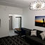 La Quinta Inn & Suites by Wyndham Houston Bush Iah South