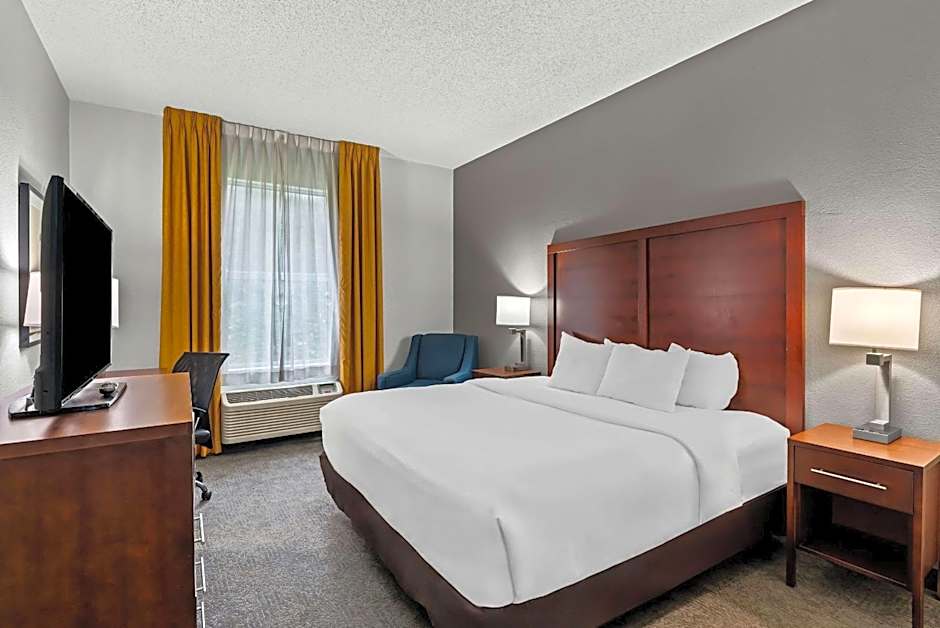 Comfort Inn & Suites Staunton