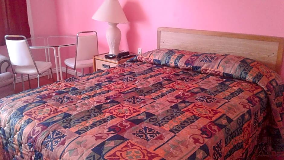 Leisure Motel