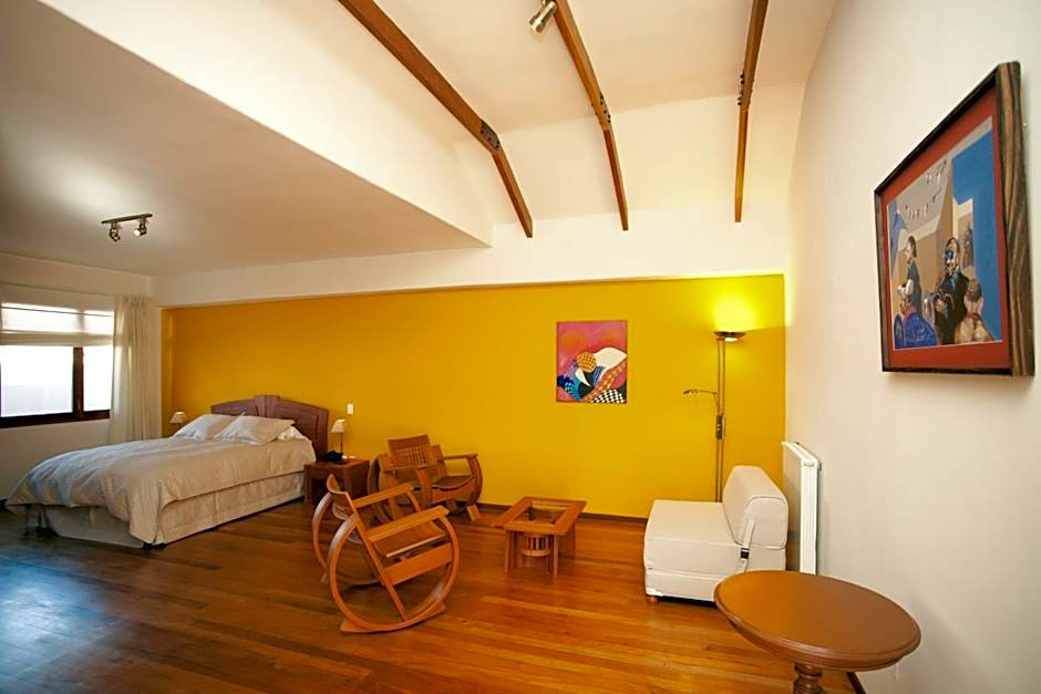 Photo 1 of 5 of Master Suite