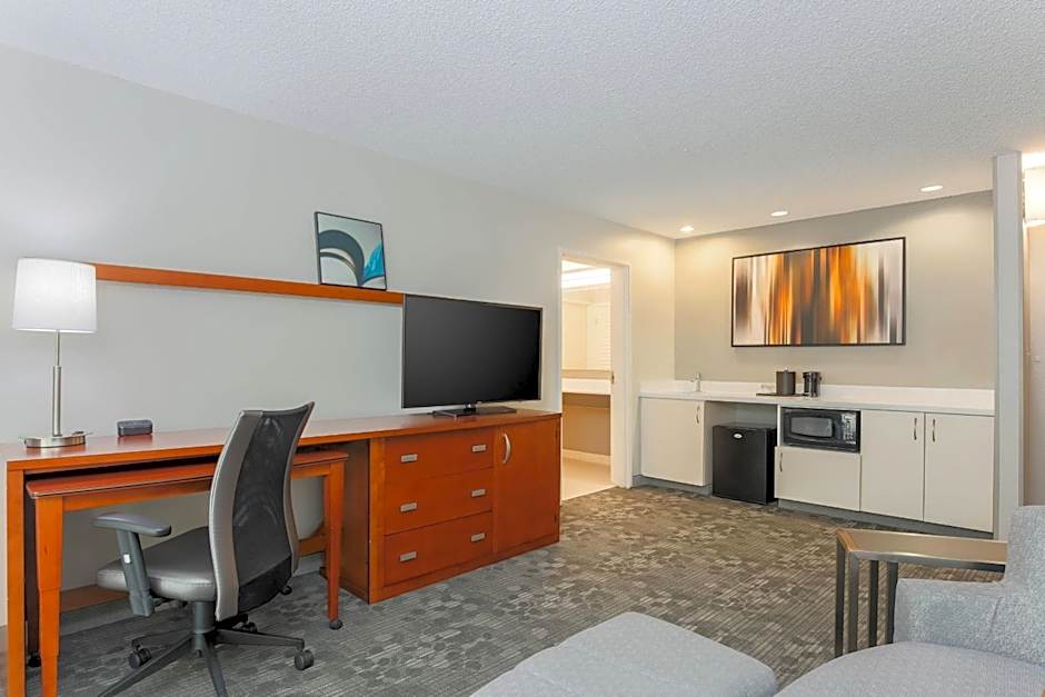 Courtyard by Marriott Monroe Airport