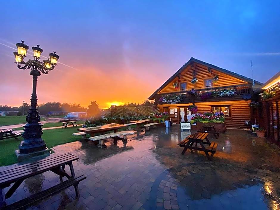 Bill's Retreat - Lodge & Hot tub