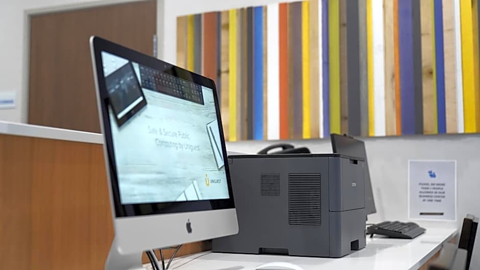 Holiday Inn Express & Suites Dallas Market Ctr - Love Field By IHG