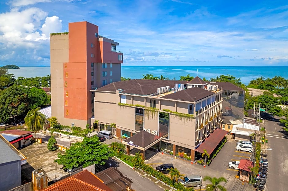 GOLDEN TULIP ESSENTIAL BELITUNG