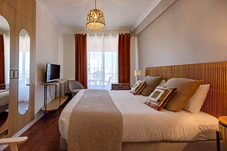 Comfort Double Room with Side Terrace