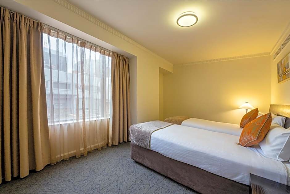 Hotel Grand Chancellor Adelaide