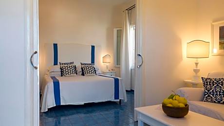 Suite with Sea View (2 Adults)