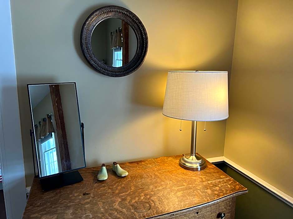 Shoreham Inn Bed & Breakfast