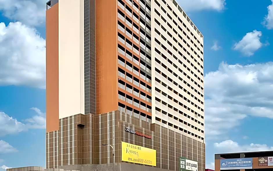 Paju Khills the terrace