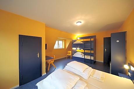 4-Bed Room with Shared Bathroom