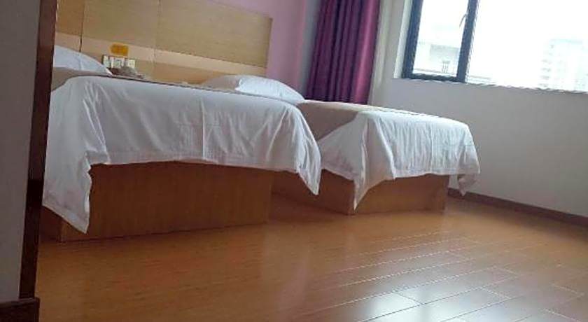 GreenTree Inn Shangrao Qianshan hekou old town Xinjiang longting shell hotel