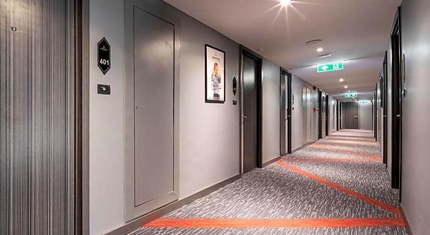 Aspira Gems Center Silom