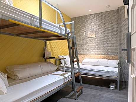 Basic Triple Room