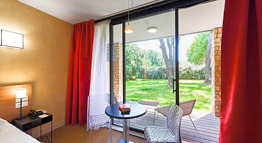 Moulin de Vernegues Hotel