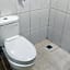 RedDoorz near Living Plaza Palembang