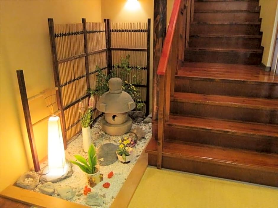 Hana Ryokan Iwatoya