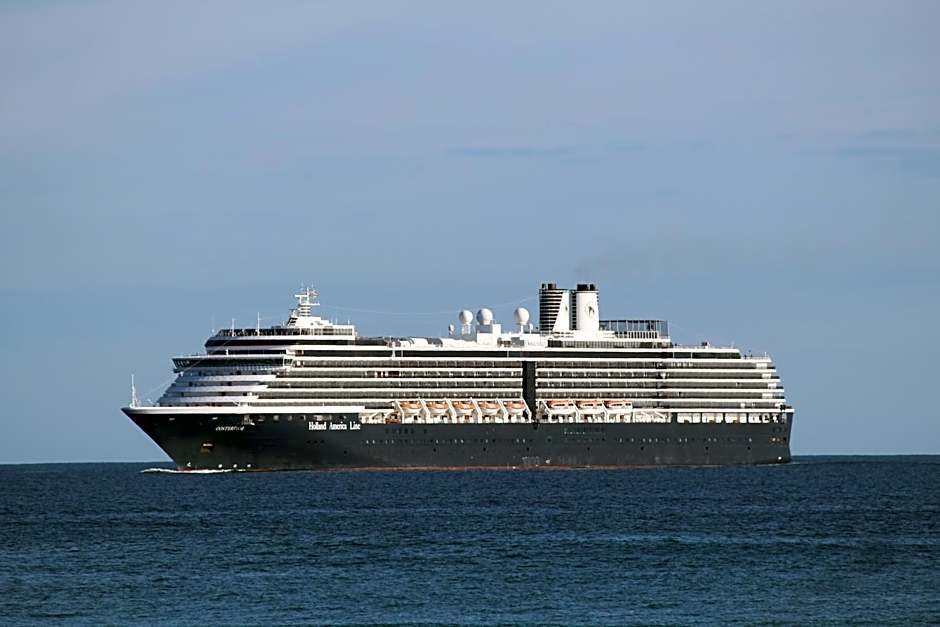 Pavilion Beachfront Apartments