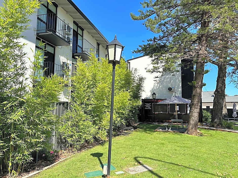 The Osmond Motel & Apartments