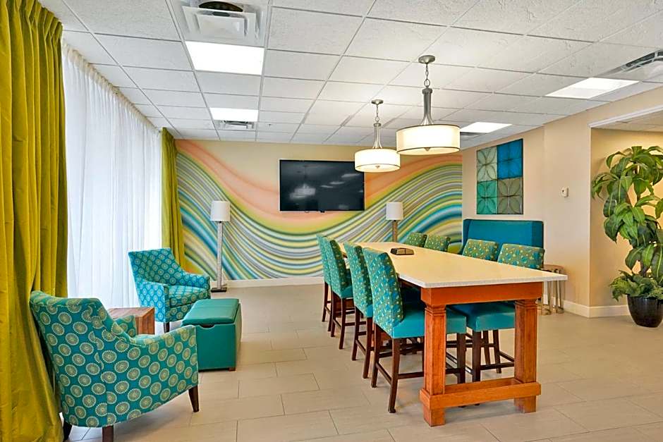 Hollywood Beach Tower