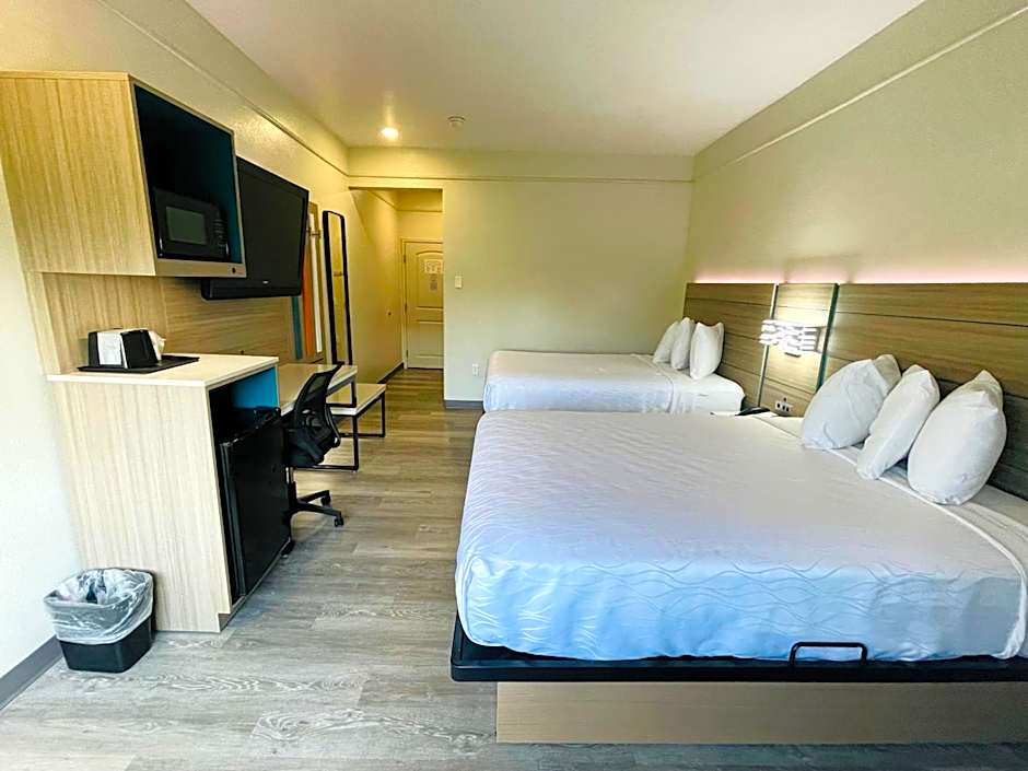 Sonesta Essential North Houston