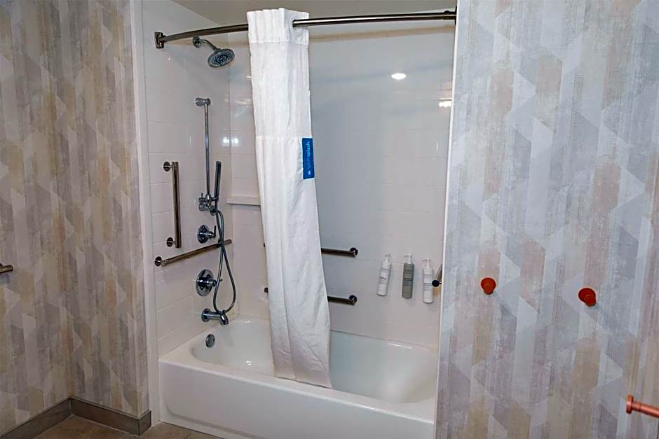 Hampton Inn By Hilton & Suites Jennings