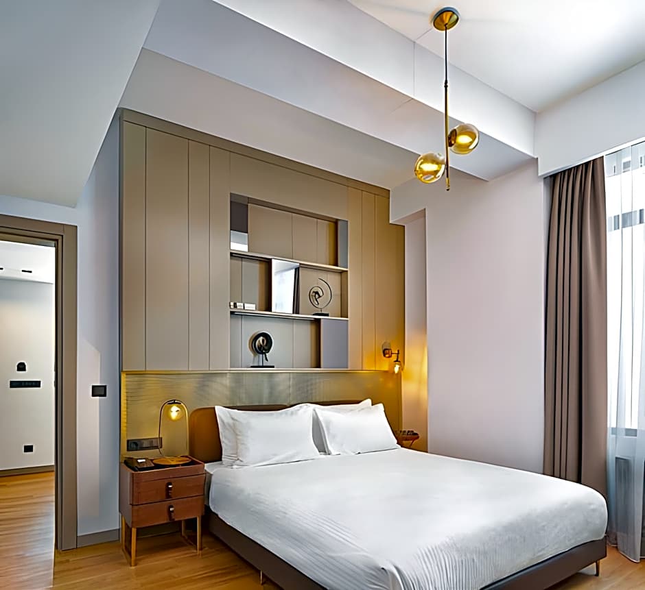 G Tower Furnished Apartment Rentals