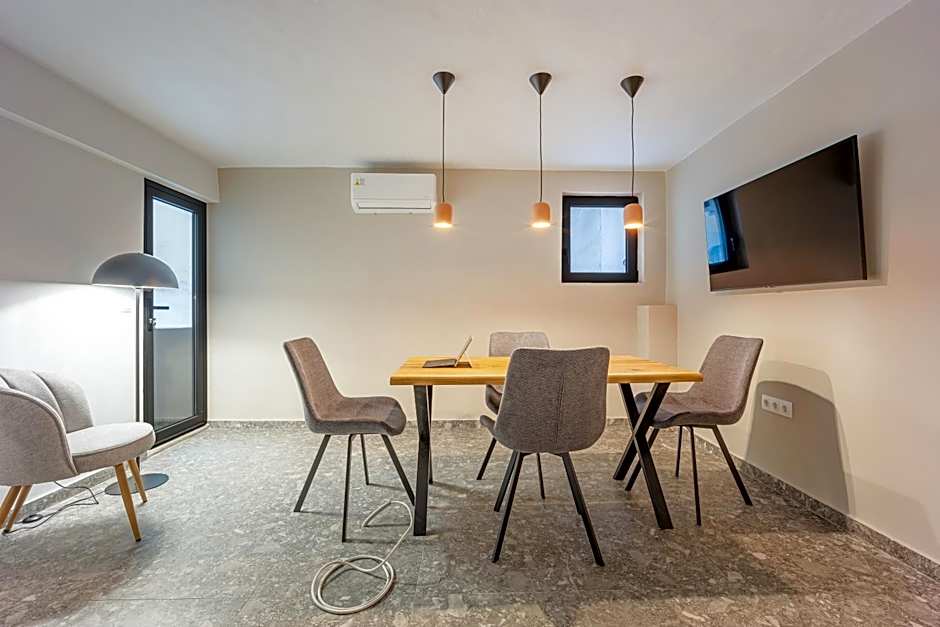 Mobee-House