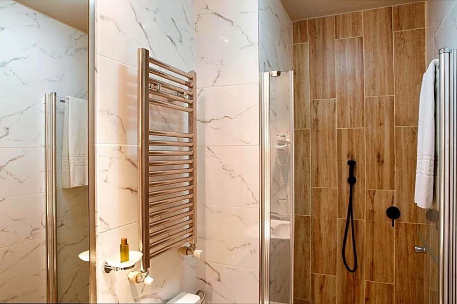 Central Hotel, Trademark Collection by Wyndham