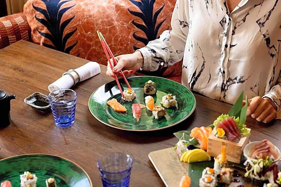 The Retreat, Elcot Park