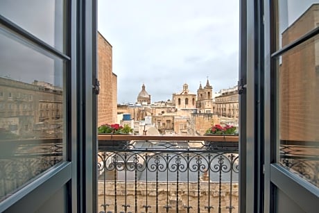 Double or Twin Room with Balcony