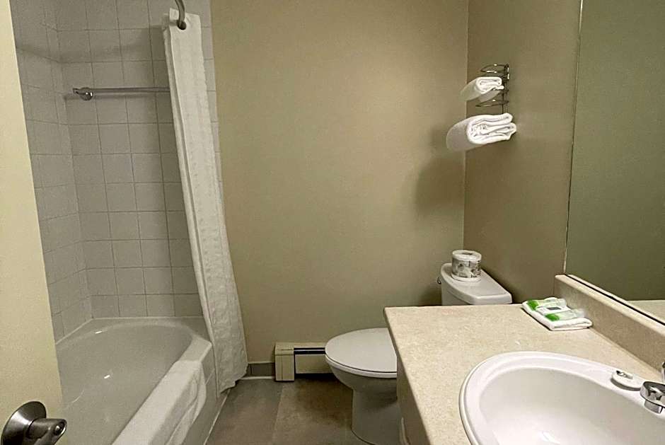 Super 8 by Wyndham Campbellton NB