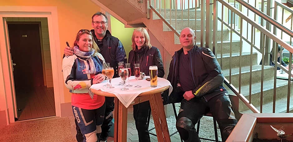 Hotel-Gasthof-Fleischerei - Zur alten Post