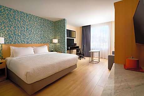 Superior King Room with Sofa Bed