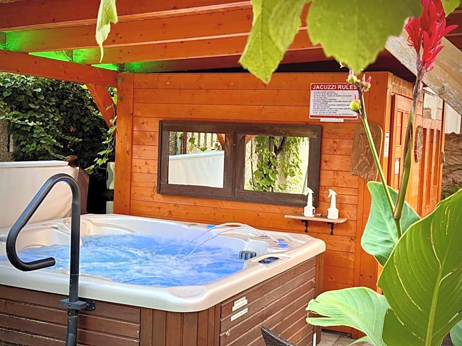 Fészek Fogadó - Pension Nest