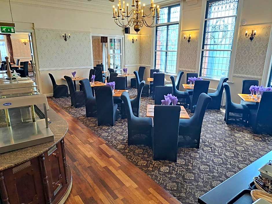 Prince Of Wales Hotel