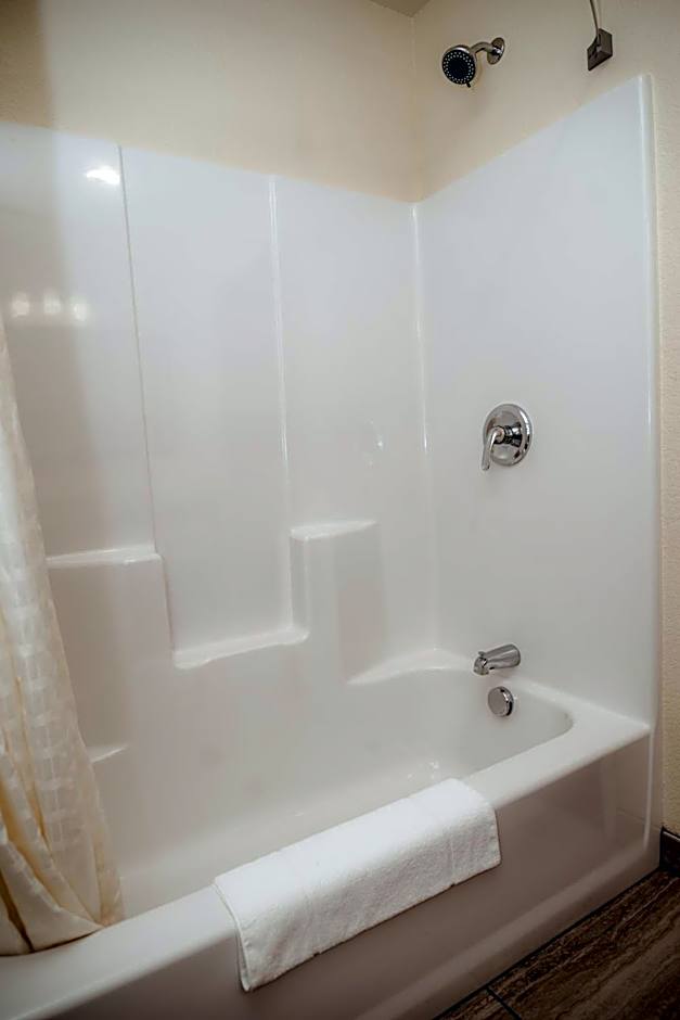 Cobblestone Hotel & Suites - Ottumwa