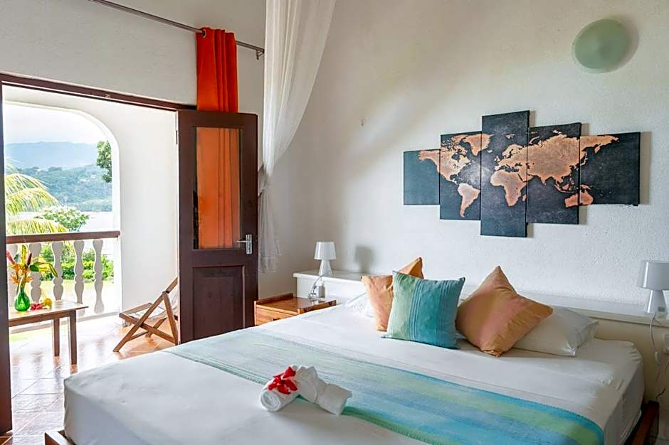 La Residence Villas & Studios