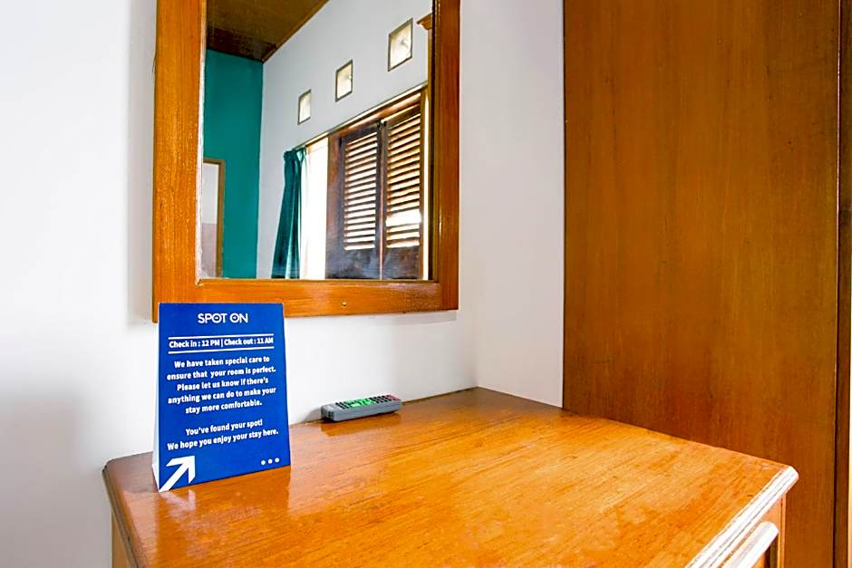 SPOT ON 2584 Hotel Karya Nunggal Asri