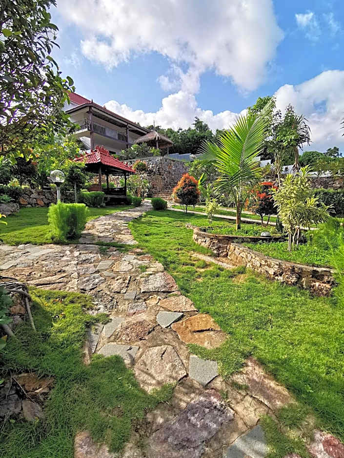 Mirabelle Joglo Village