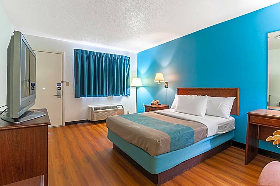 Motel 6-Southgate, MI - Detroit