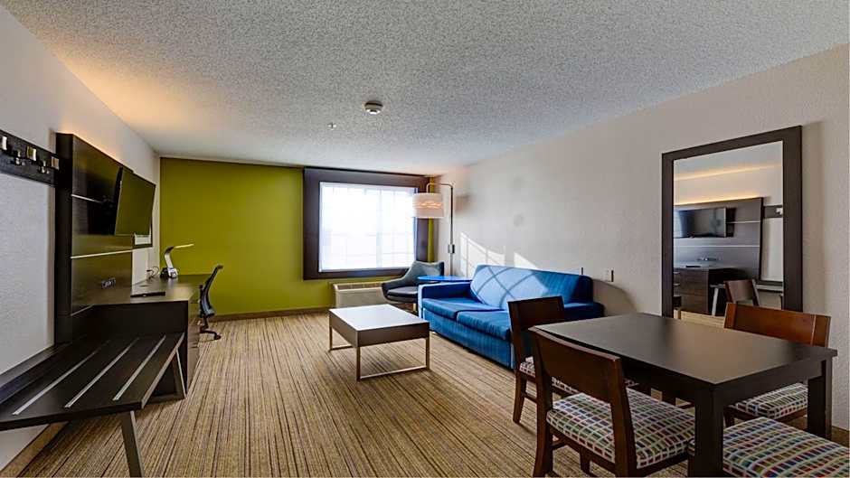 Holiday Inn Express & Suites Ashtabula-Geneva By IHG